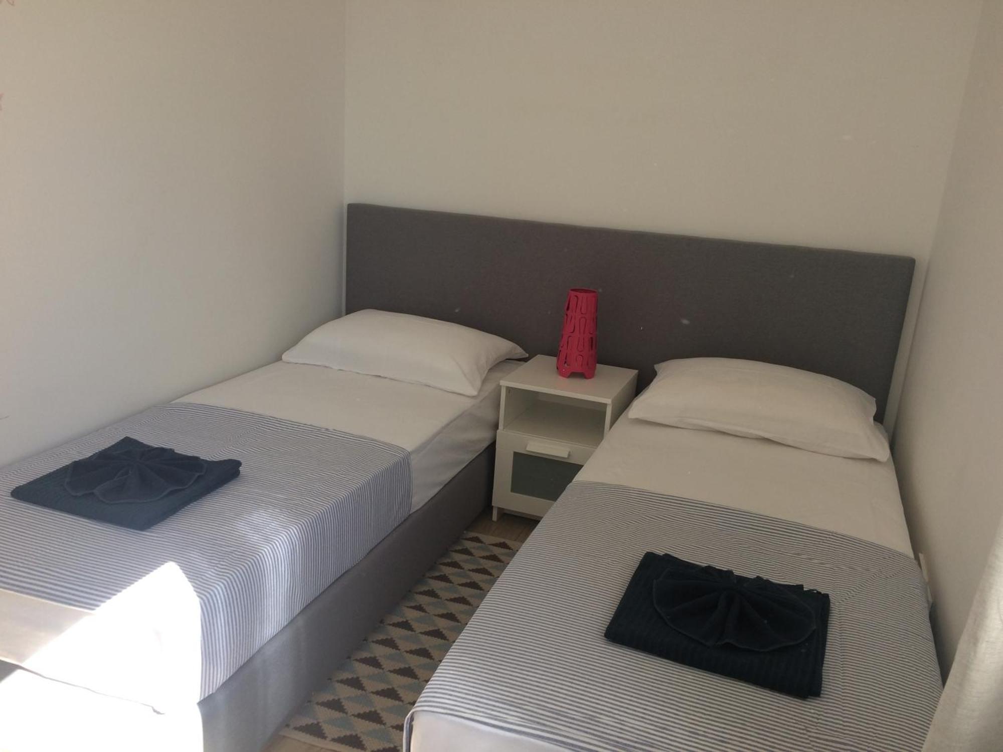 Apartments Stella Krk Town Luaran gambar