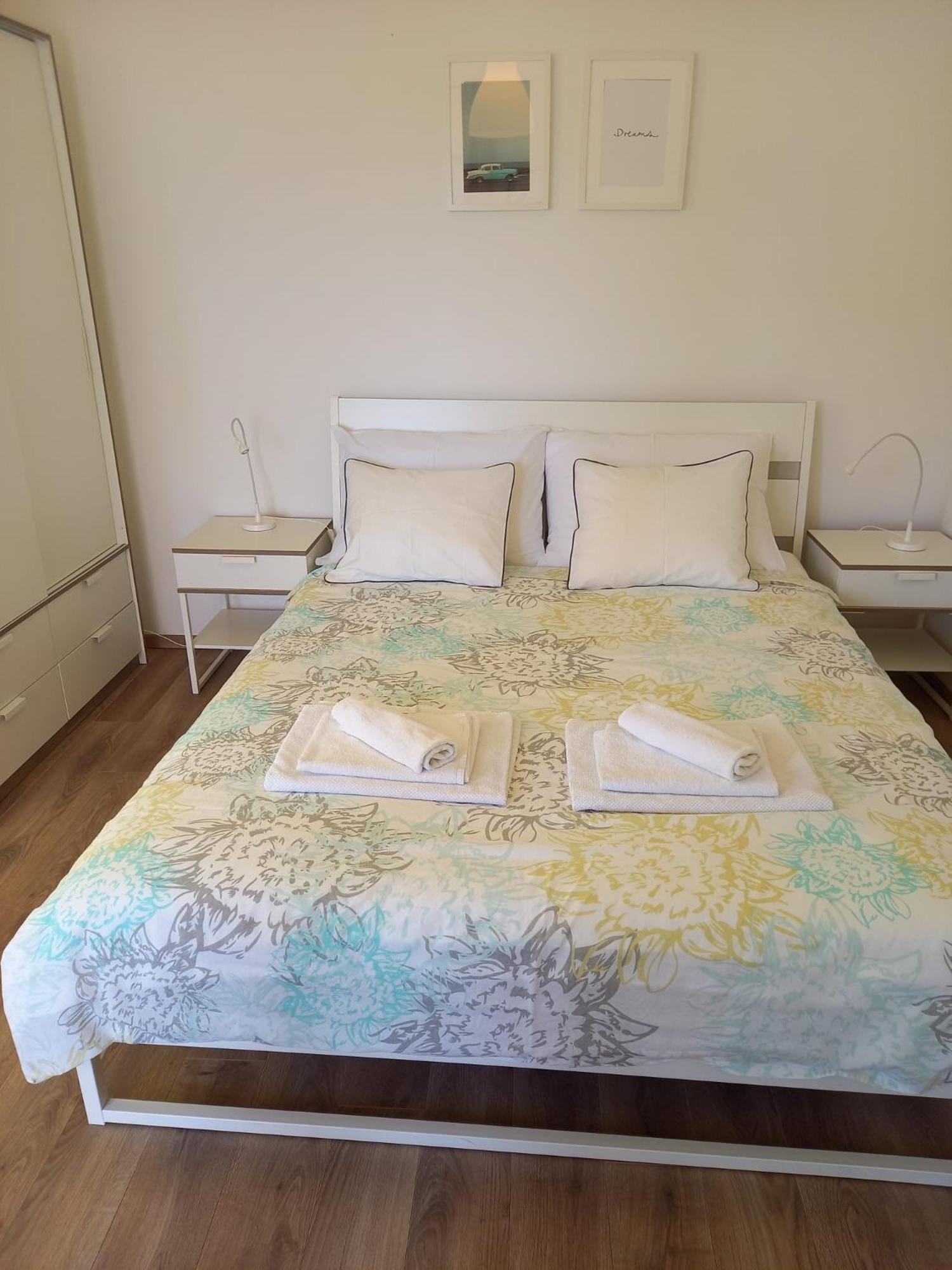 Apartments Stella Krk Town Luaran gambar