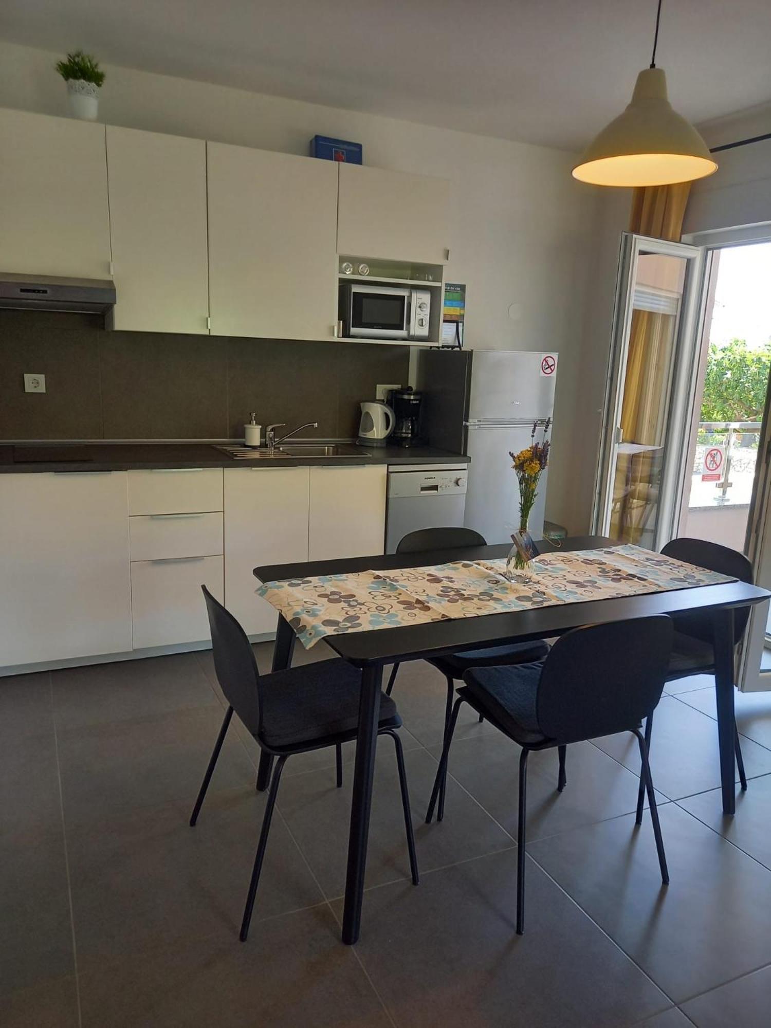 Apartments Stella Krk Town Luaran gambar