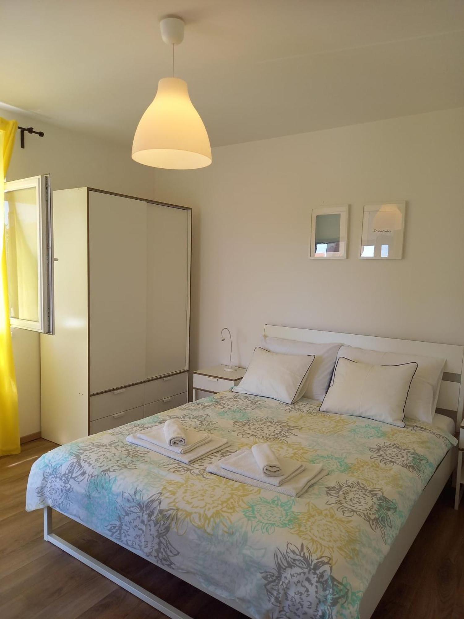 Apartments Stella Krk Town Luaran gambar